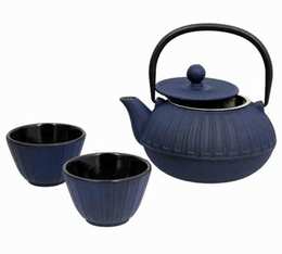 Sapporo midnight blue cast iron teapot + 2 x 12cl cups + Free tea!