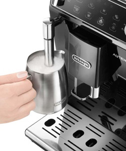 Machine à café automatique DeLonghi Autentica entretien 