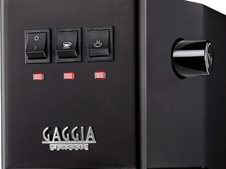 GAGGIA New Classic inox noir machine à café