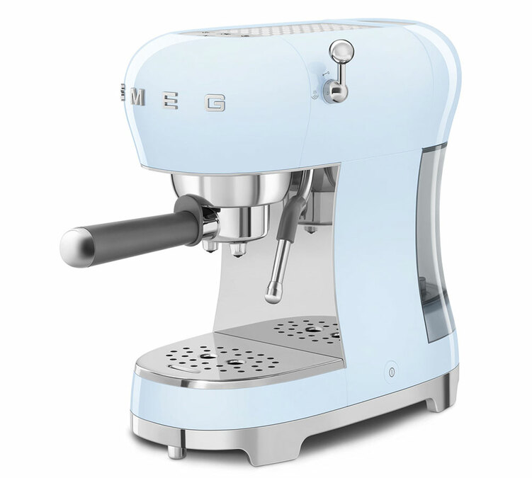 SMEG Bleu azur ECF02PBEU machine à café avec percolateur