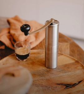 manual coffee grinder