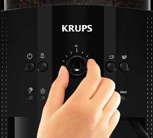 Expresso broyeur Krups Essential YY3957FD interface