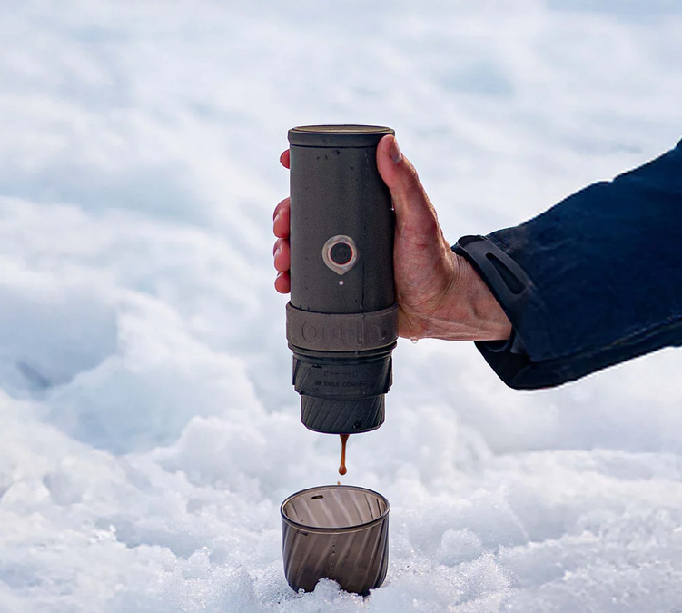 cafeti&egrave;re portable Outin Mino grey