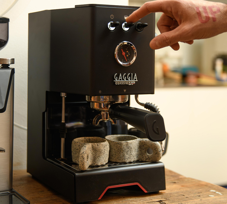 Machine Expresso Gaggia classic UP noire