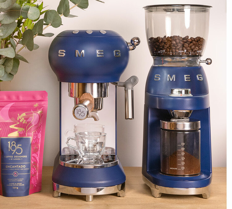 Smeg broyeur à café Bleu Lavazza 1895 CGF01LVEU