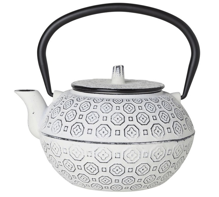 Cosy & Trendy 'Takayama' white castiron teapot with infuser + Free Tea