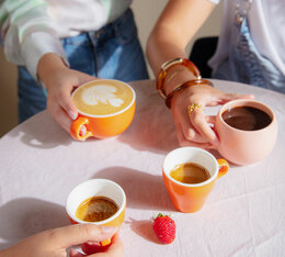 cafe en grain perleo gustoso boisson lactee gourmande partage entre amis crema onctueuse