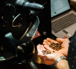 cafe en grain autopilot mr brown tribute bresil minas gerais espresso medium plus chocolat amandes biscuit orange