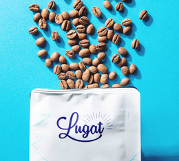 paquet de cafe en grain lugat torrefie artisanalement en france grands crus de cafe de specialite