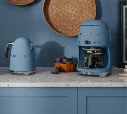 bouilloire smeg bleu
