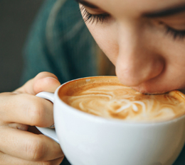 tasse cappuccino caramel dolce vita mousse onctueuse