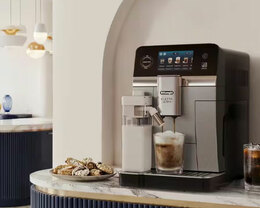 DELONGHI Eletta Ultra 4.3 ECAM470.85.MB preparation boisson lactee