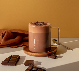tasse de chocolat chaud fort en cacao