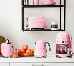 ensemble petit dejeuner grille pain bouilloire