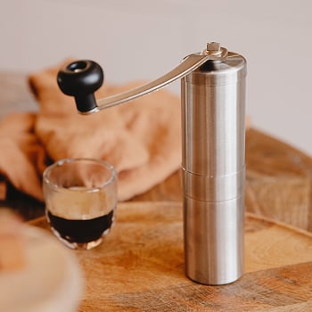 Manual coffee grinder