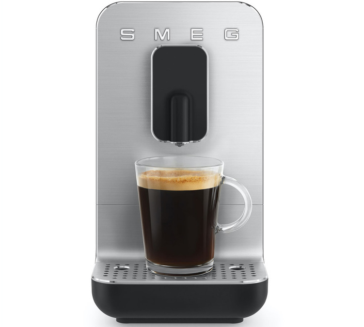 Macchina automatica Smeg nera BCC01BLMEU