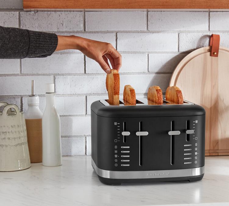 grille pain quatre fentes couleur noir reglisse kitchenaid