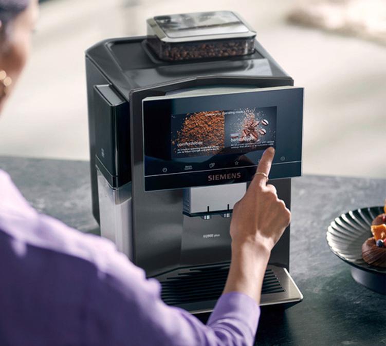 Expresso broyeur EQ 900+ Performance et &eacute;cran intuitif et 100% tactile