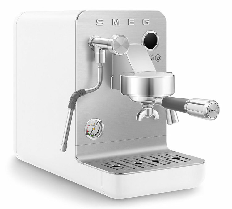 machine expresso SMEG blanche EMC02WHMEU
