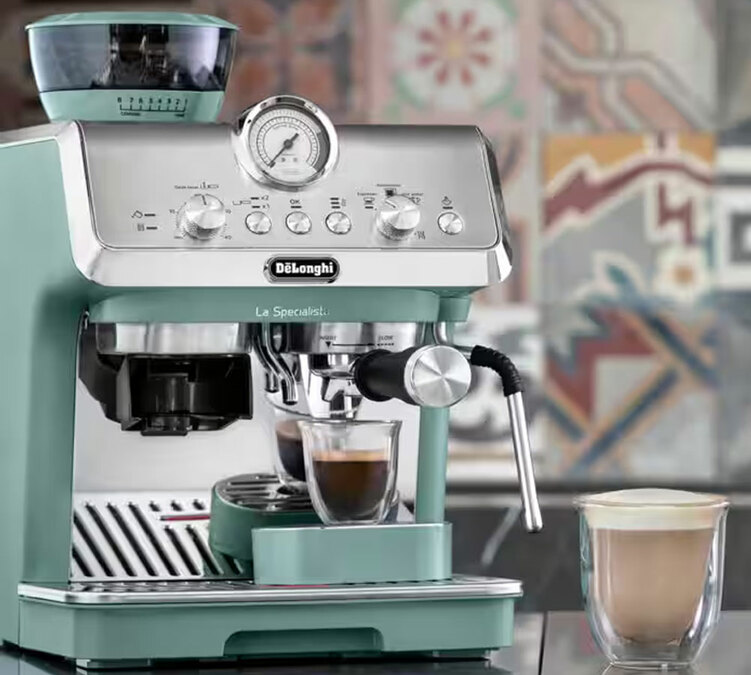 macchina caffe espresso con macinacaffe delonghi specialista arte ec9155.gr