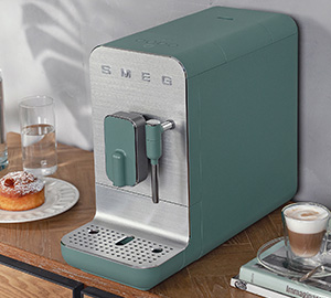 smeg bcc02egmeu design verde