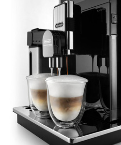 Macchina da caff&egrave; in grani DeLonghi EPAM 960.75.GLM Maestosa