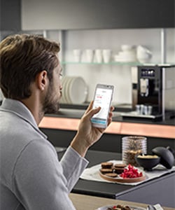 Macchina connessa DeLonghi EPAM 960.75.GLM Maestosa