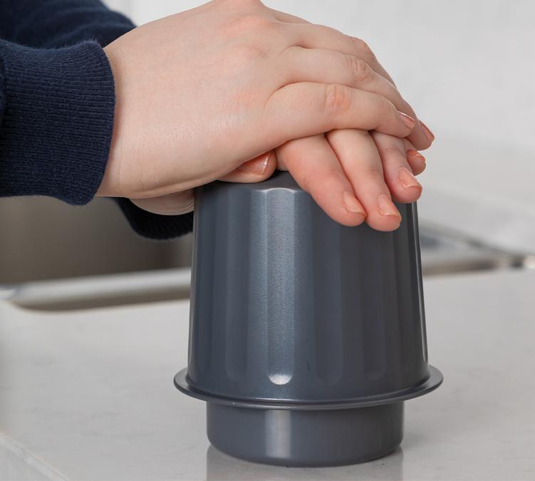A capsule recycler that works with the pressure of your hand