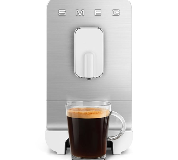 Machine &agrave; cafe &agrave; grain Smeg BCC11WHMEU