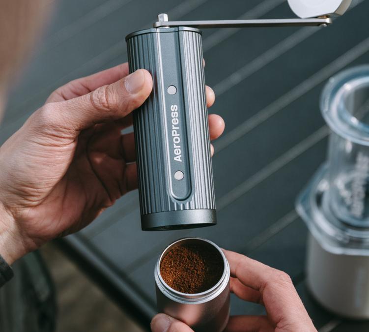 manual coffee grinder aeropress