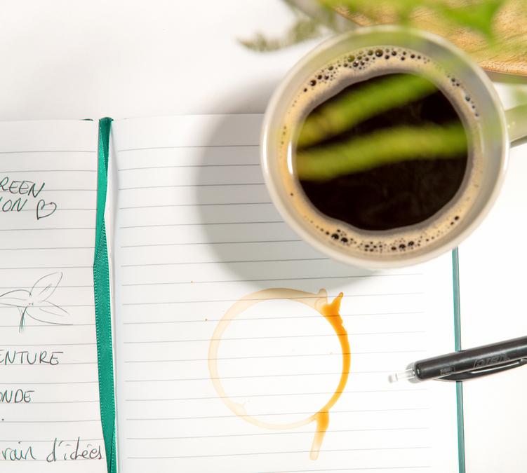 filter coffee cup symbolising the reduced carbon impact of Green Lion Coffee Brazil Alisios