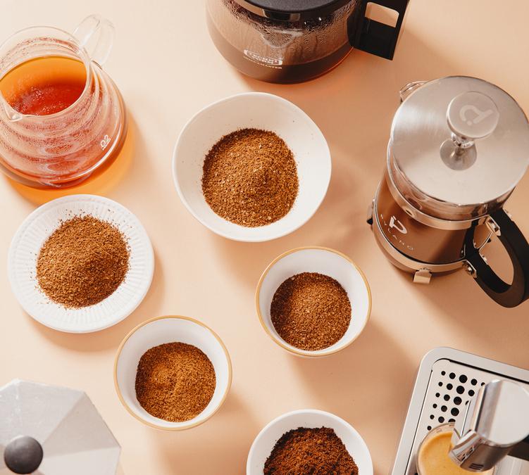 moment de degustation avec moulus et verres maxicoffee