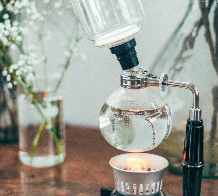 utilisation de la cafeti&egrave;re siphon HARIO technica tca 3