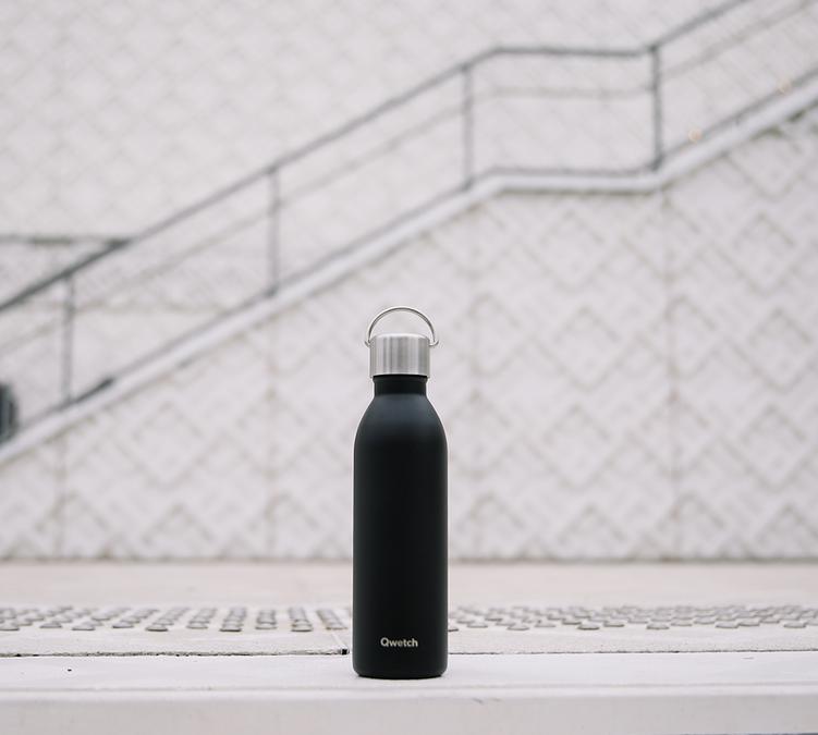 gourde isotherme noir qwetch outside