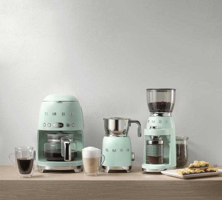 caffettiera americana smeg programmabile