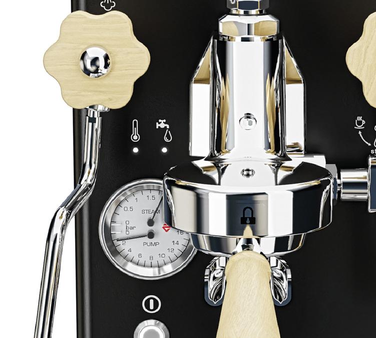 LELIT MaraX Barista-Siebtr&auml;germaschine aus schwarzem Edelstahl mit Holzelementen