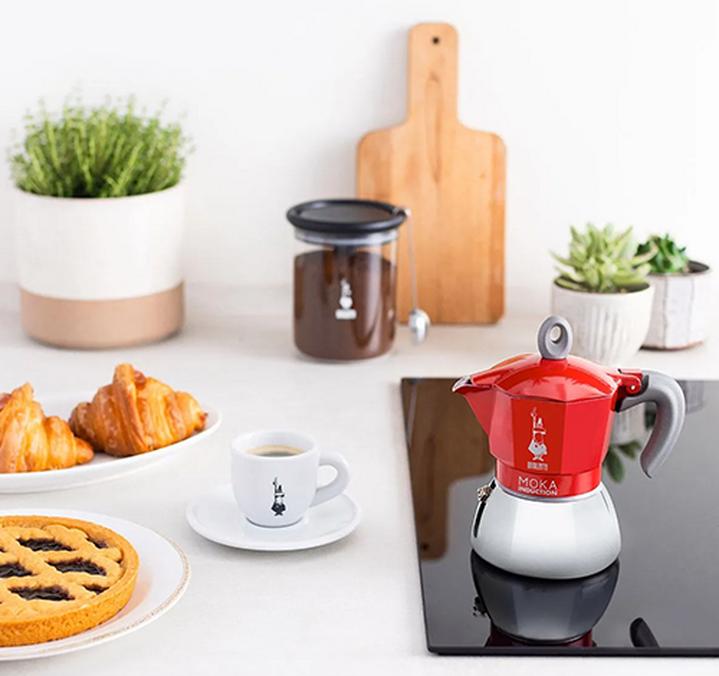 red moka pot