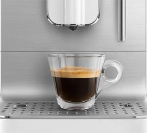 Expresso broyeur Smeg BCC01WHMEU