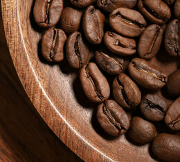 caff&egrave; in grani Brasile coltivazione sostenibile