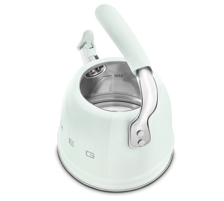 bouilloire retro smeg sifflante