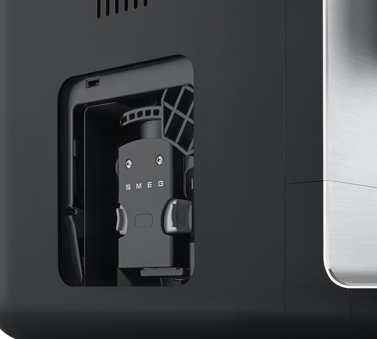 Machina Smeg BCC01BLMEU nera
