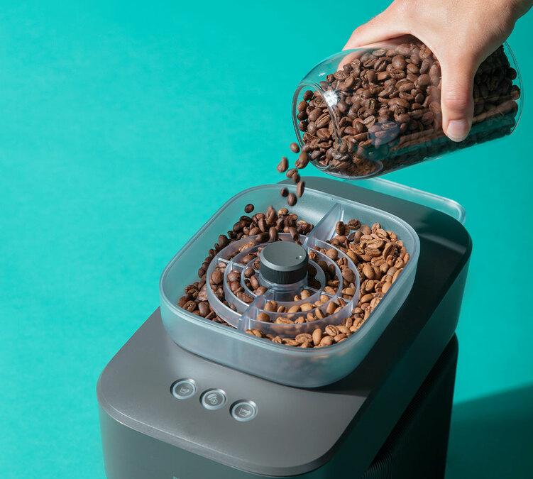 machine &agrave; caf&eacute; Philips Baristina variety noire