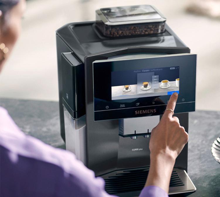 Jusqu'&agrave; 36 recettes avec la Siemens EQ.900+ connect&eacute;es avec Home Connect