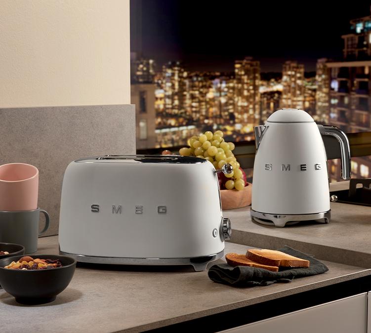 grille pain smeg blanc